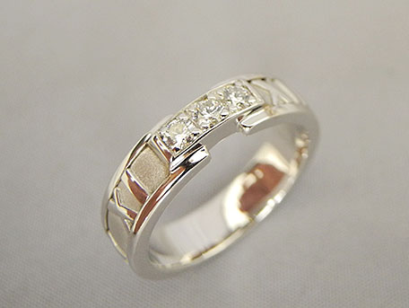 ティファニー 指輪 アトラスリング ダイヤモンド 3粒 広田屋 ブランド質屋通販